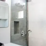 White Wave Villa, 3min Walk From Apartmán *
