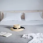 White Wave Villa, 3min Walk From Kamári