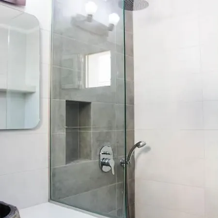White Wave Villa, 3min Walk From Daire *