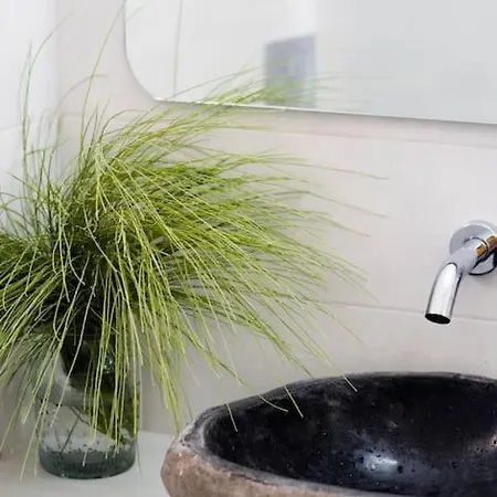 White Wave Villa, 3min Walk From Kamári