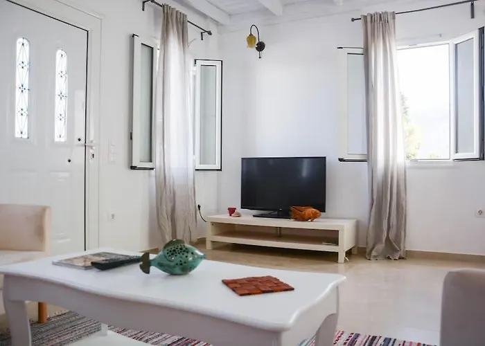 White Wave Villa, 3min Walk From Kamári