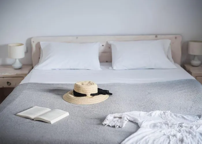 White Wave Villa, 3min Walk From Kamári