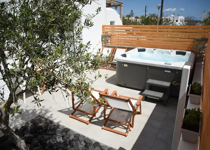 White Wave Villa, 3min Walk From Kamári