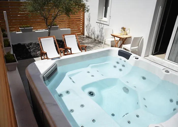 White Wave Villa, 3min Walk From Apartman