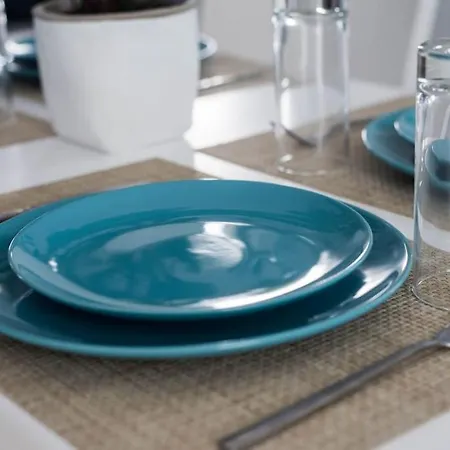 Apartament White Wave Villa, 3min Walk From