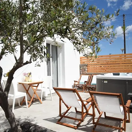 Daire White Wave Villa, 3min Walk From