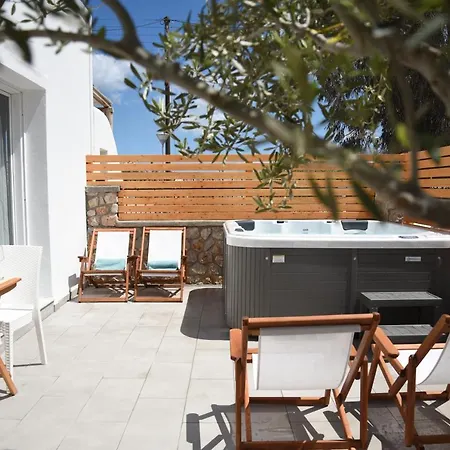 White Wave Villa, 3min Walk From Kamári