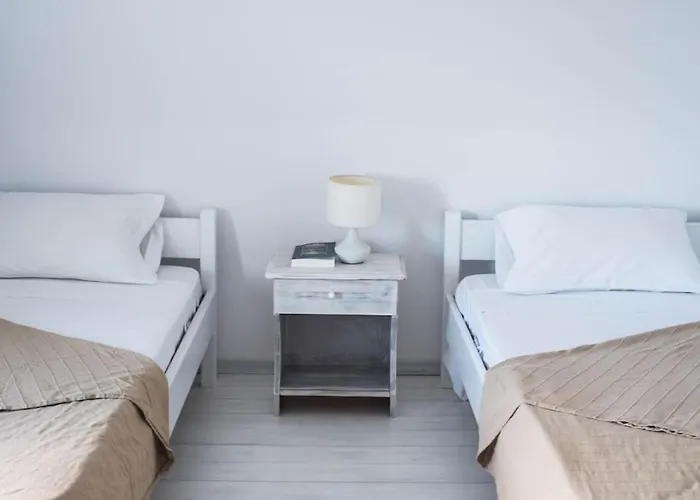 White Wave Villa, 3min Walk From